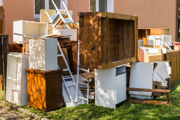 Best Green Junk Removal in Onalaska, WI